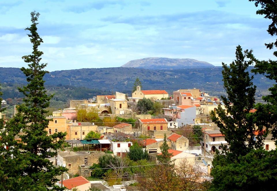 3 bedrooms House in Chania, Greece No. 235