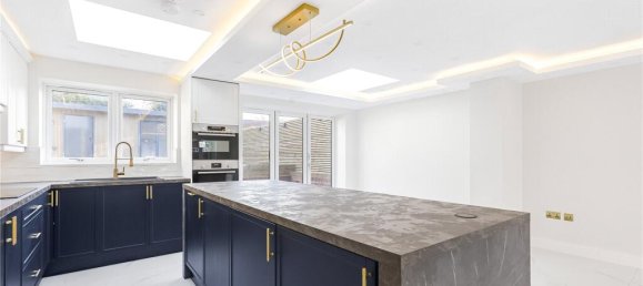 4 Schlafzimmer Haus in Arkley, United Kingdom, Nr. 6463 3