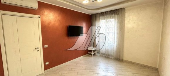 Apartamento T3 em Bresso, Italy N.º 360672 8