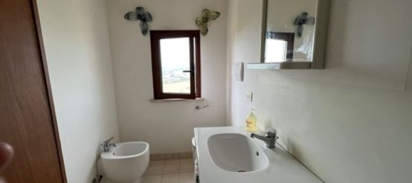 7 bedrooms House in Terre Roveresche, Italy No. 342697 11