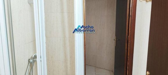 Propriété commerciale à Badajoz, Spain 260m² No. 147656 8