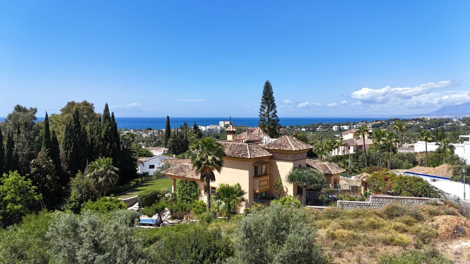 532m² Land in Marbella, Spain No. 148336