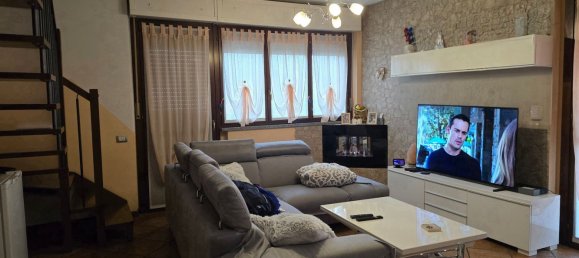 4غرفة شقة في Cittiglio, Italy رقم 270334 16