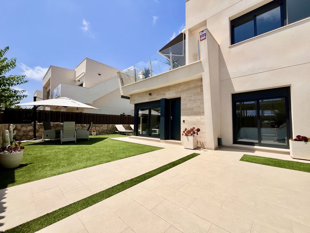 3 bedrooms House in Torre de la Horadada, Spain No. 188313