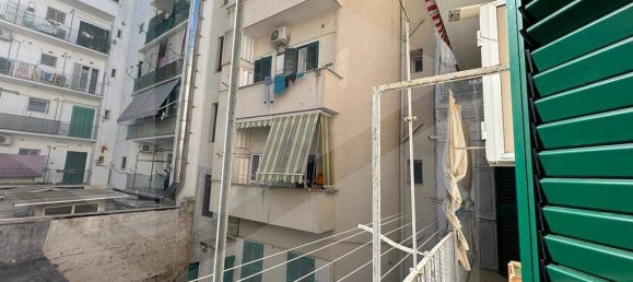 4 rooms Apartment in Bari, Italy No. 24722 31