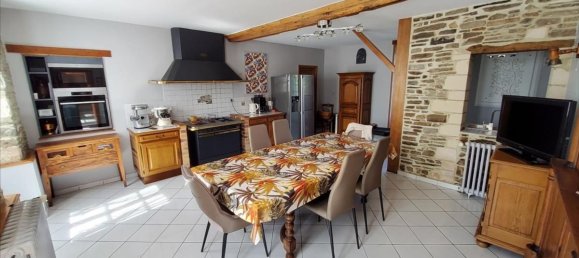 4 bedrooms House in Calvados, France No. 362168 4