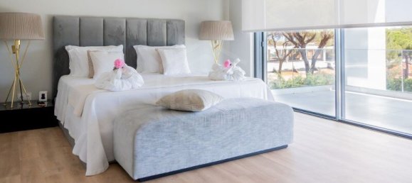 8 bedrooms House in Quarteira, Portugal No. 93314 42