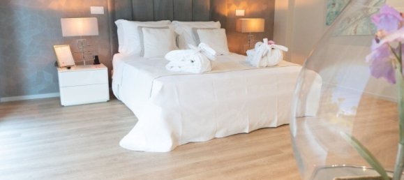 8 bedrooms House in Quarteira, Portugal No. 93314 14