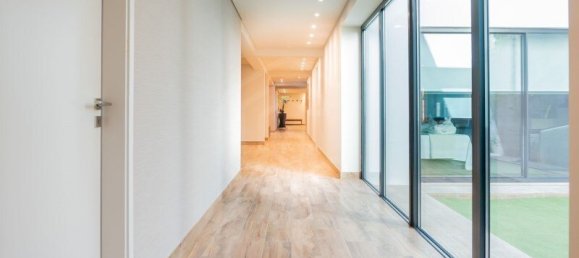 8 bedrooms House in Quarteira, Portugal No. 93314 22