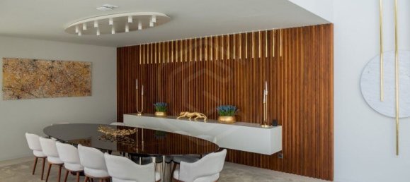 8 bedrooms House in Quarteira, Portugal No. 93314 4