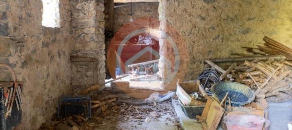 8 rooms House in Molazzana, Italy No. 85354 9