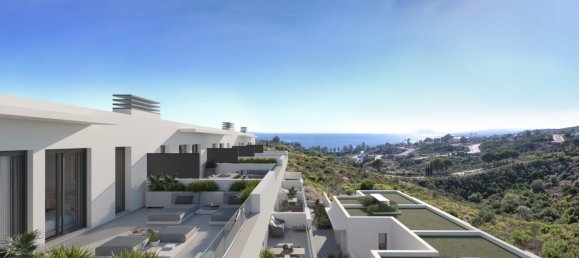 4 bedrooms Townhouse in Blue View Heights, Manilva, Spain No. 15553 4