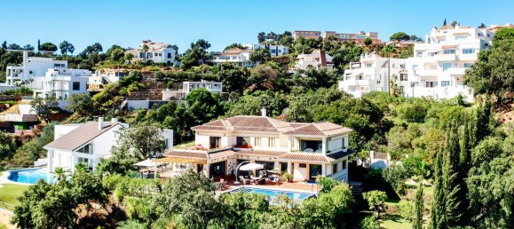 5 bedrooms Villa in Marbella, Spain No. 36956 3