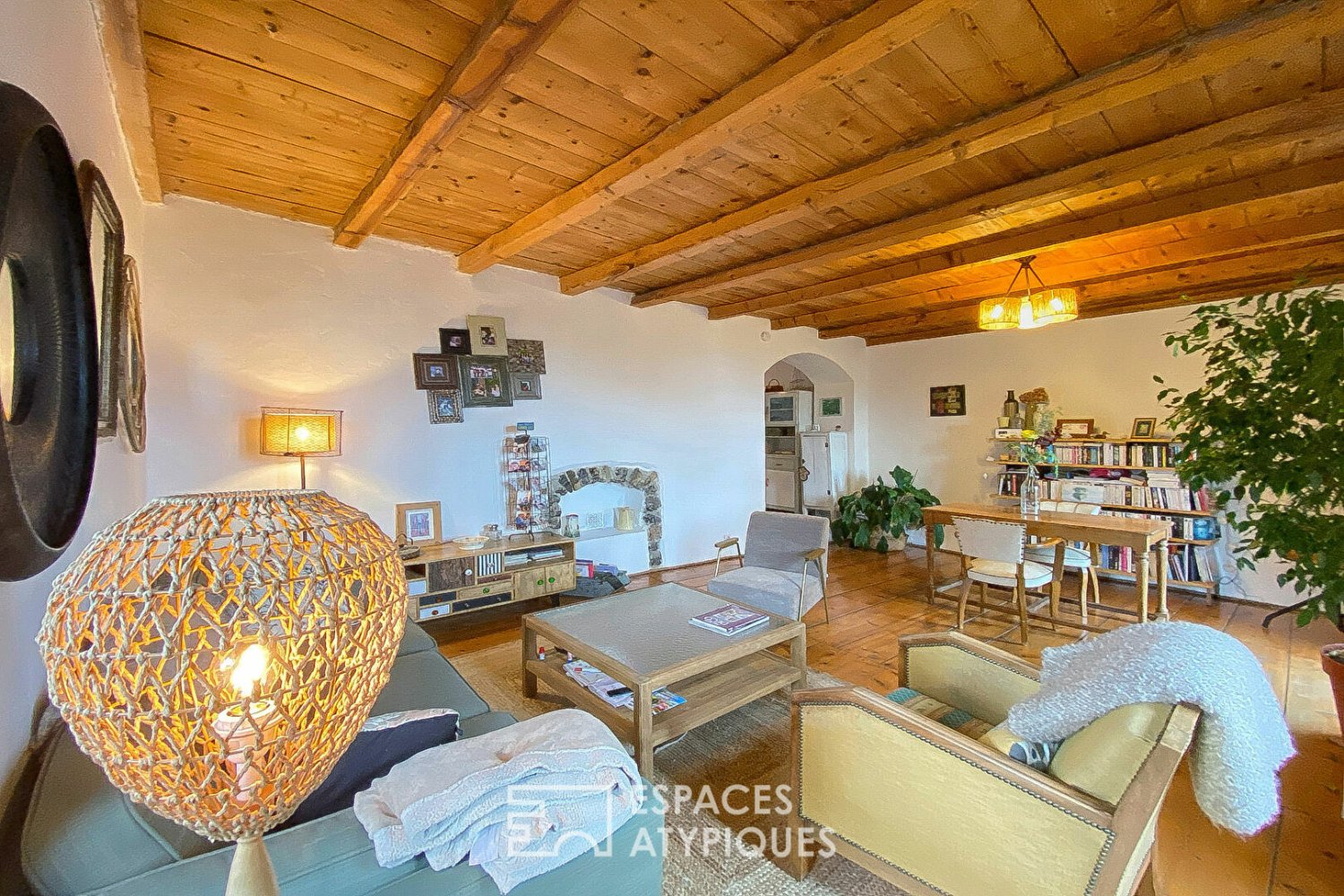 2 bedrooms House in Saint-Pierre-d'Albigny, France No. 191163