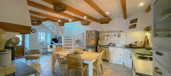 2 bedrooms House in Saint-Pierre-d'Albigny, France No. 191163 3