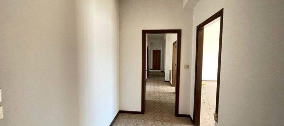 Квартира с 5 комнатами в Сиракузы, Италия № 241802 10