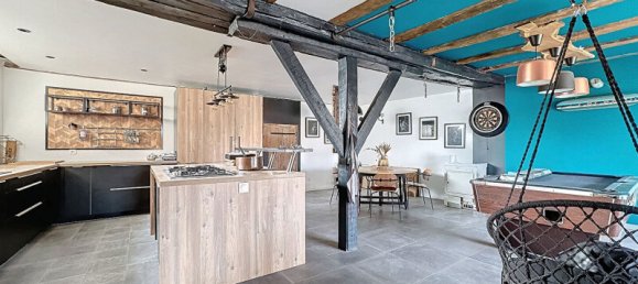 5 bedrooms House in Montainville, France No. 133982 4