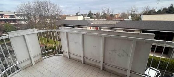 3 rooms Apartment in Vigevano, Italy No. 43481 13