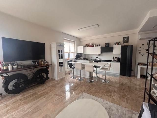 3 rooms Apartment in Vigevano, Italy No. 43481