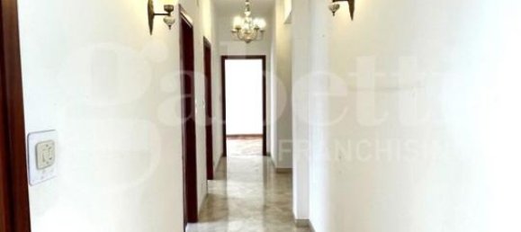 3 rooms Apartment in Genoa, Italy No. 173354 15