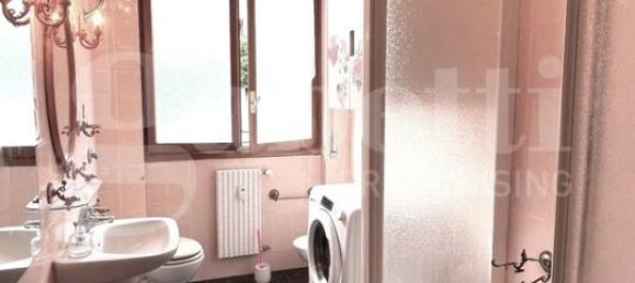 3 rooms Apartment in Genoa, Italy No. 173354 32