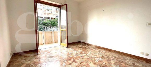 3 rooms Apartment in Genoa, Italy No. 173354 17