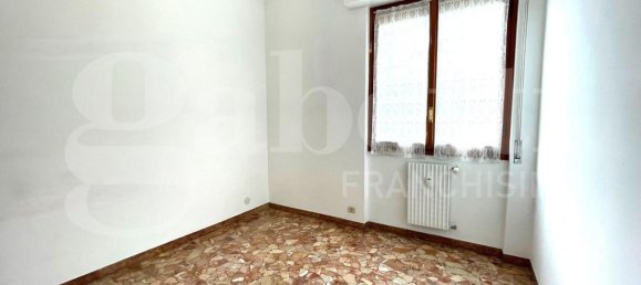 3 rooms Apartment in Genoa, Italy No. 173354 30