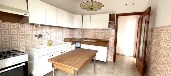 3 rooms Apartment in Genoa, Italy No. 173354 36