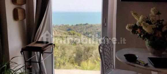 5-Zimmer Gebäude in Vico del Gargano, Italy, Nr. 256577 12
