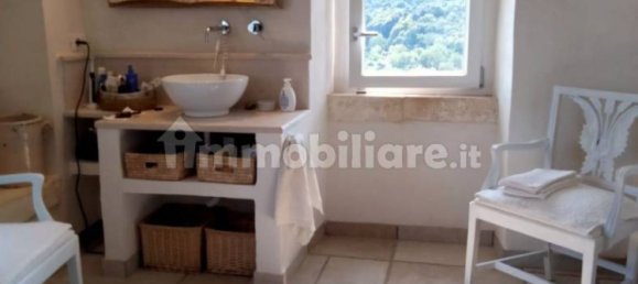 5-Zimmer Gebäude in Vico del Gargano, Italy, Nr. 256577 8