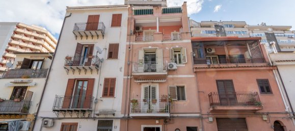 3-Zimmer Penthouse in Palermo, Italy, Nr. 174373 2