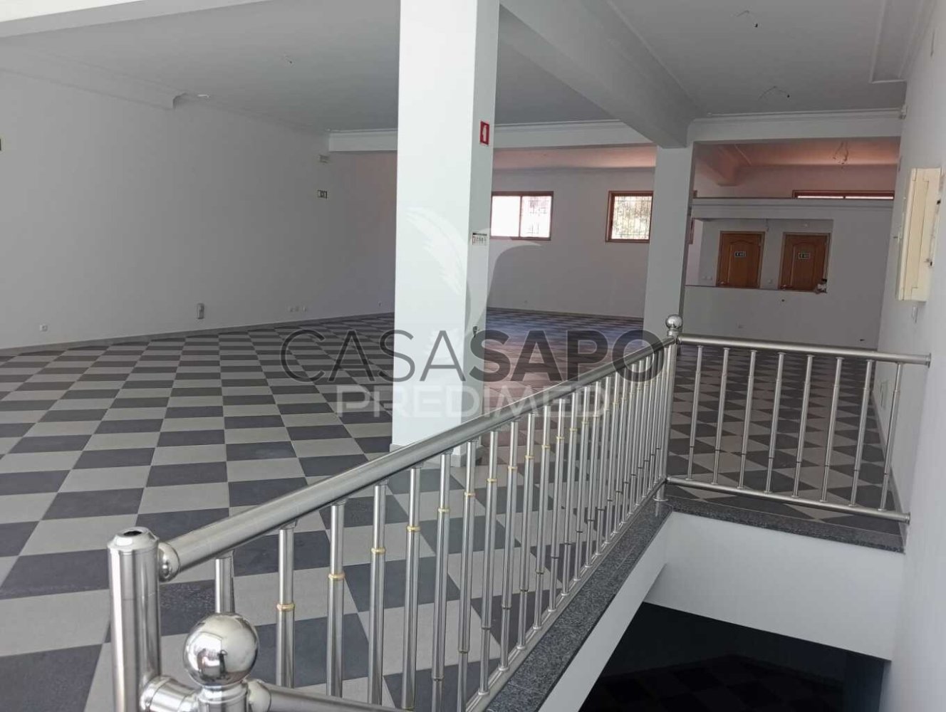 Коммерческая недвижимость 249м² в Картейра, Португалия № 205075