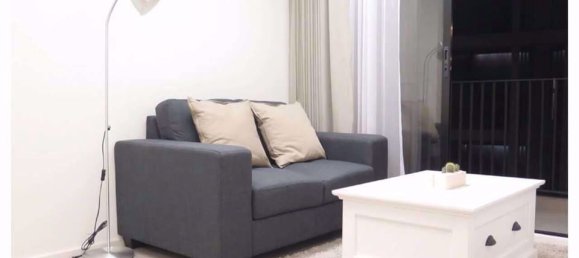 Кондоминиум  с 1 спальней в Патхум Ван, Таиланд № 10150 3