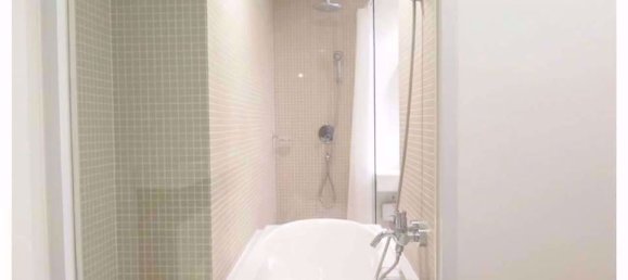 Кондоминиум  с 1 спальней в Патхум Ван, Таиланд № 10150 7