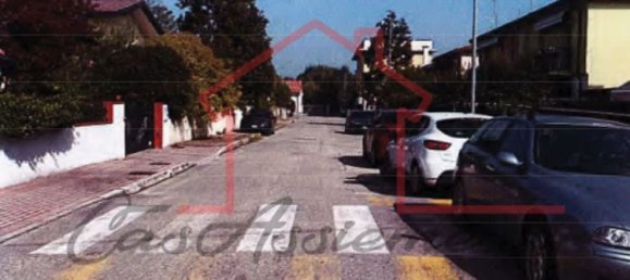 4 rooms Apartment in Piombino Dese, Italy No. 16170 31