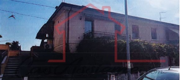 4 rooms Apartment in Piombino Dese, Italy No. 16170 56