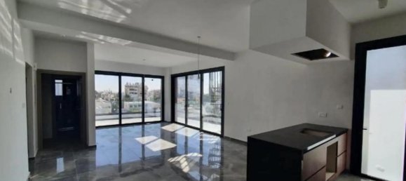 3 dormitorios apartamento en venta en Agios Georgios, Limassol, Cyprus № 24194 3