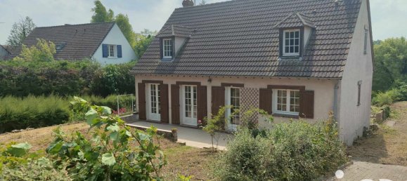 Casa de 3 dormitorios en Bailleau-Armenonville, France No. 60883 2