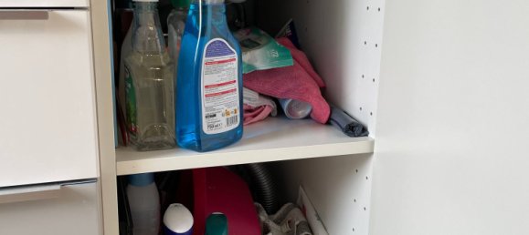 Studio in Paris, France No. 327822 9