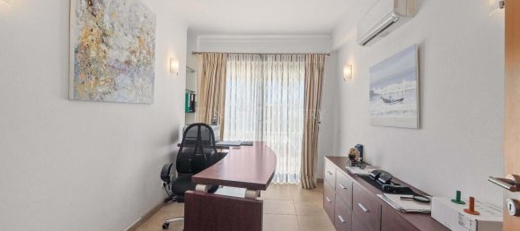 4 bedrooms Villa in Lagoa, Portugal No. 318559 15