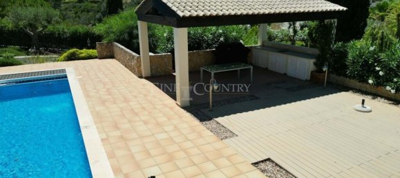 4 bedrooms Villa in Lagoa, Portugal No. 318559 9