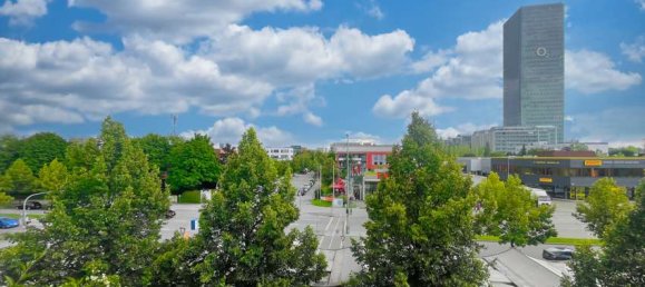 Studio in Munich, Germany No. 305402 22