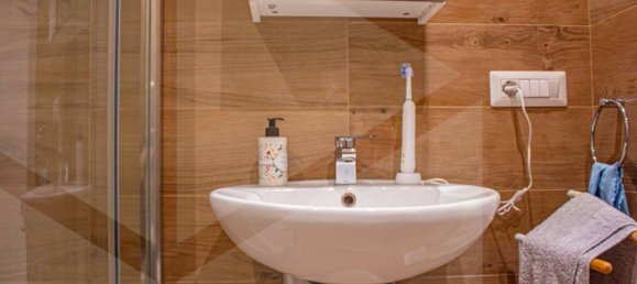 2 bedrooms Apartment in Bari, Italy No. 26440 30