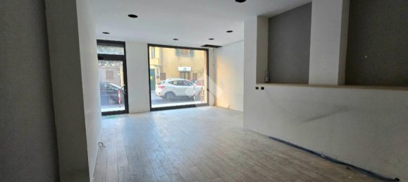 Коммерческая недвижимость с 2 комнатами в Генуя, Италия № 42410 30