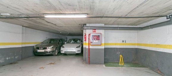  مرآب في Barcelona, Spain 32متر مربع رقم 168049 3