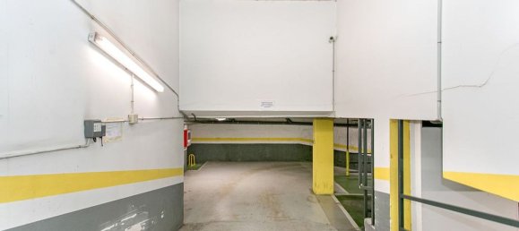  مرآب في Barcelona, Spain 32متر مربع رقم 168049 14