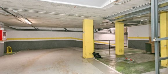  مرآب في Barcelona, Spain 32متر مربع رقم 168049 8