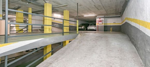  مرآب في Barcelona, Spain 32متر مربع رقم 168049 12