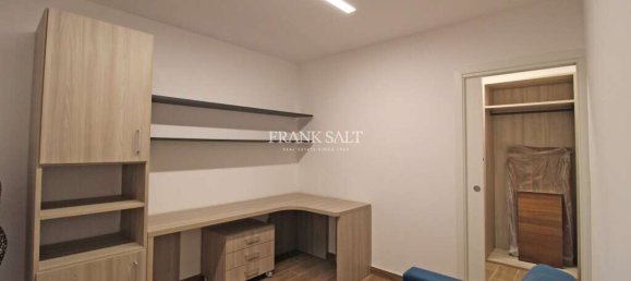 3 bedrooms Maisonette in Zurrieq, Malta No. 8123 11