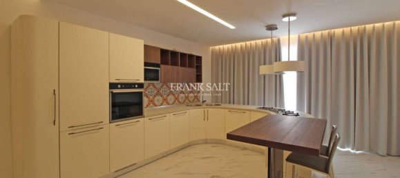 3 bedrooms Maisonette in Zurrieq, Malta No. 8123 4